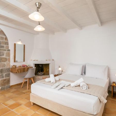 Lina And Babis' Home Adamantas  Exterior foto