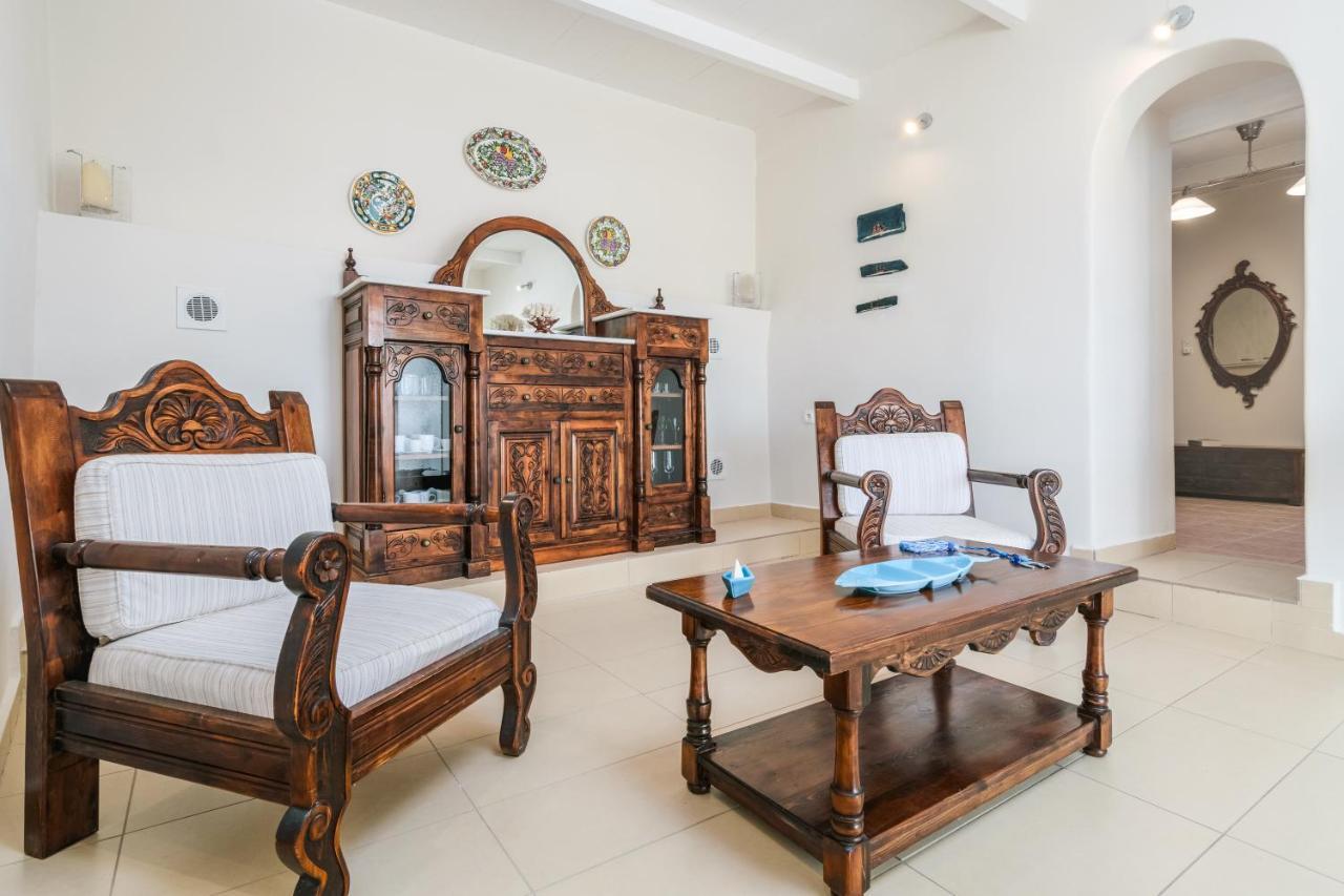 Lina And Babis' Home Adamantas  Exterior foto