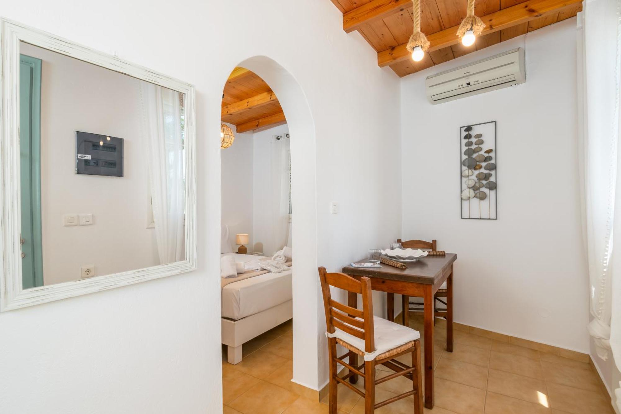 Lina And Babis' Home Adamantas  Exterior foto