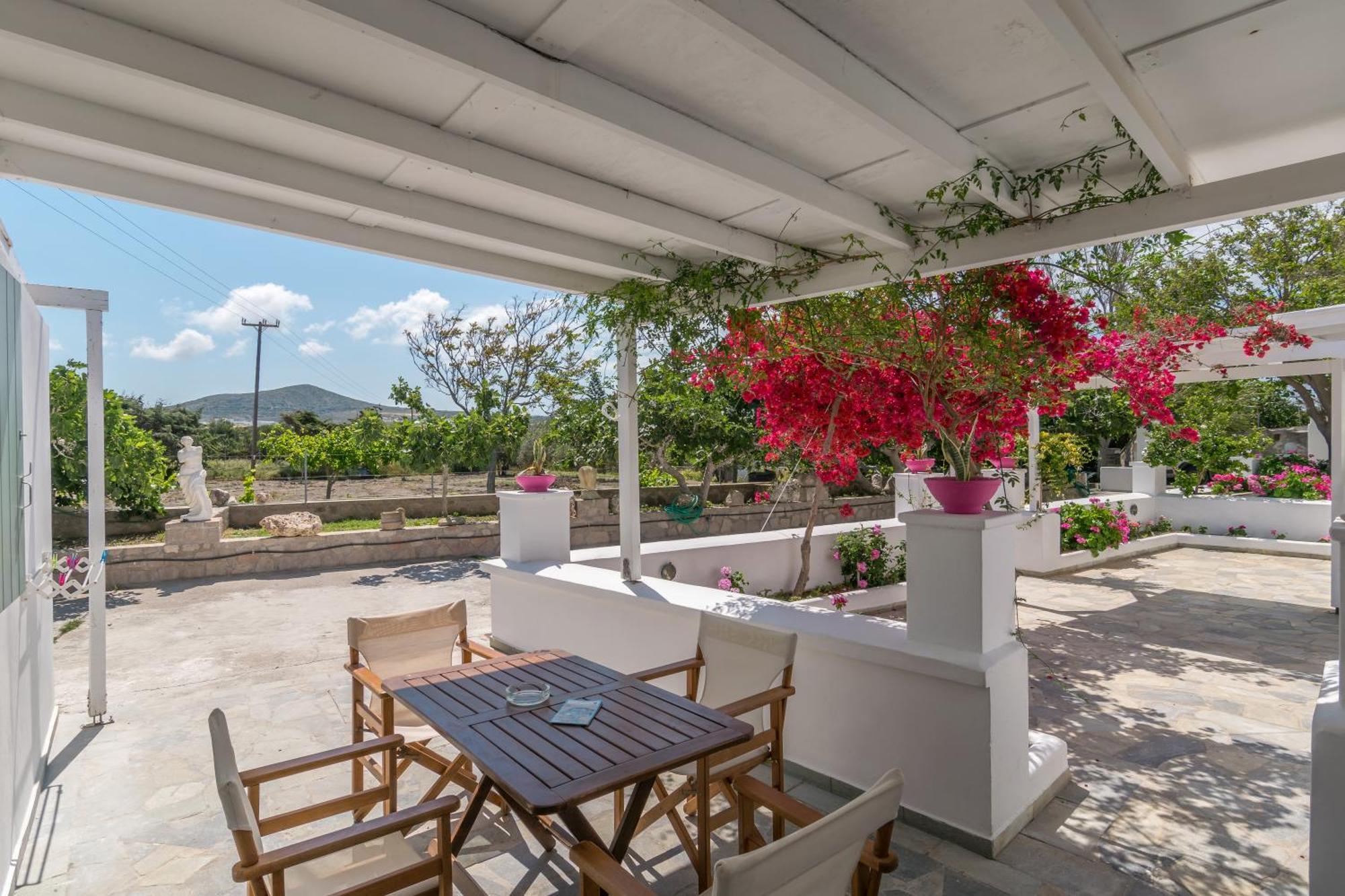 Lina And Babis' Home Adamantas  Exterior foto